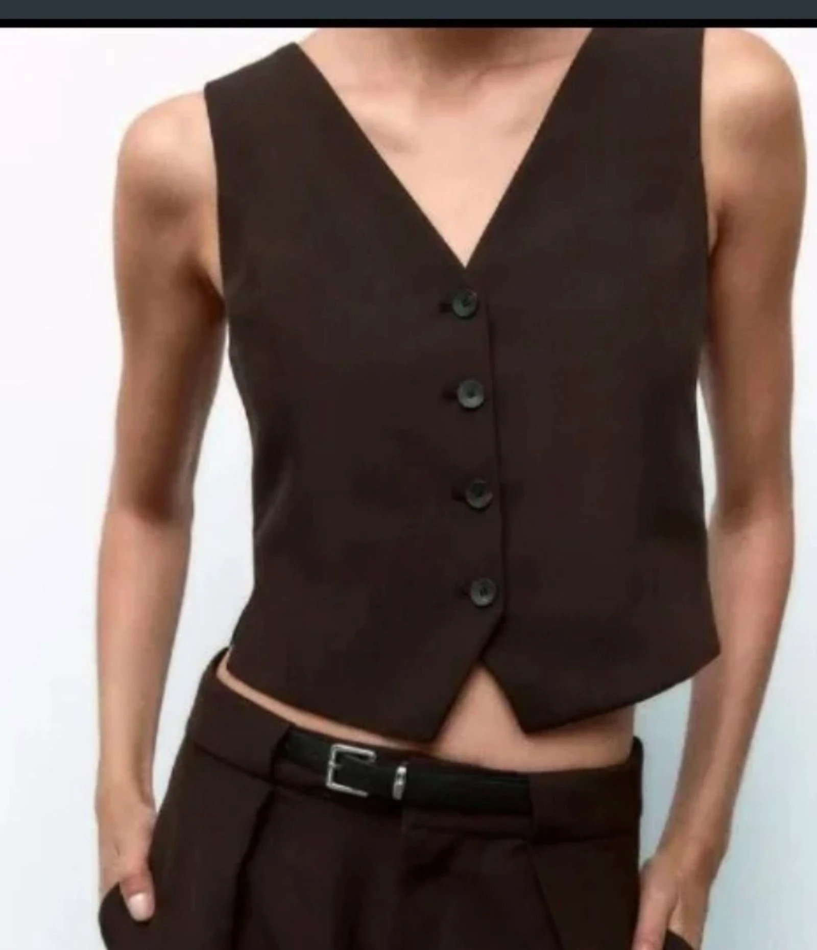 Chaleco Zara marrón 